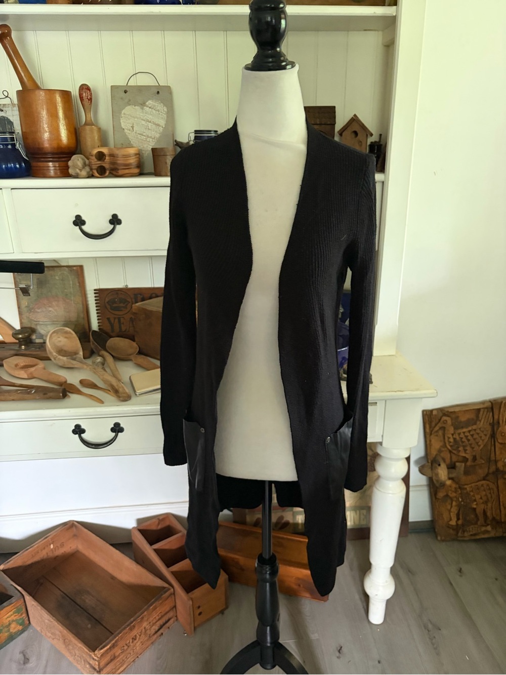 RW&CO. Black Open-Front Women's Cardigan with Pocket Trim